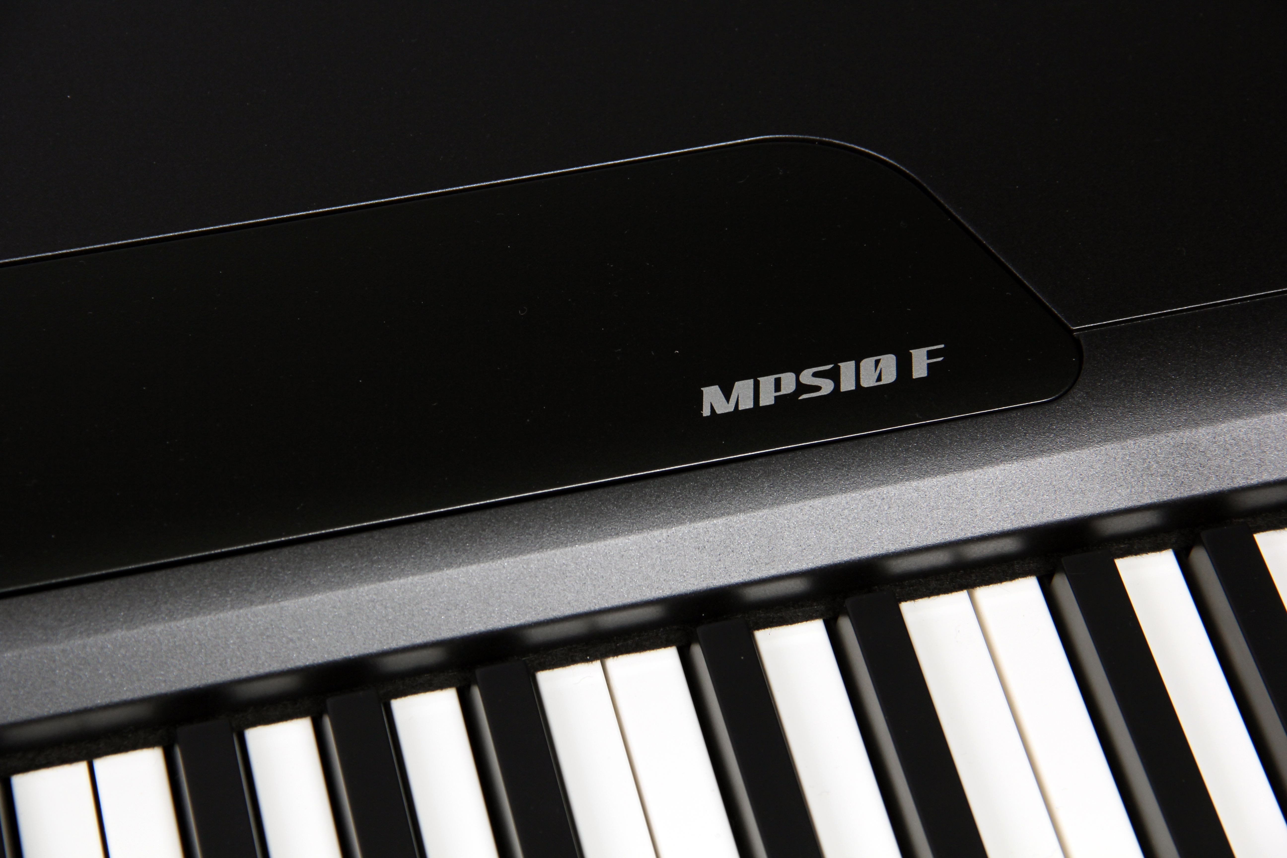Kurzweil MPS-10 přenosné digitální piano