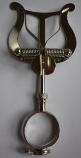 Amati ND 26N - držák not pro B klarinet